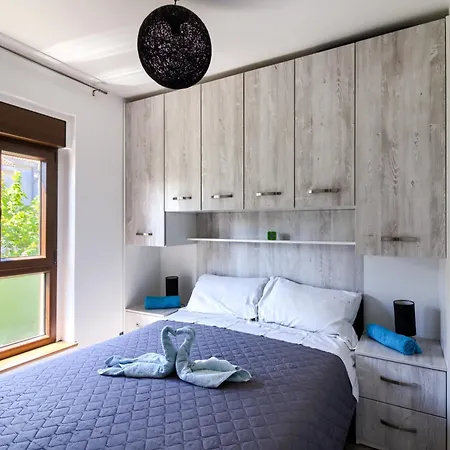 Lungomare * פולה